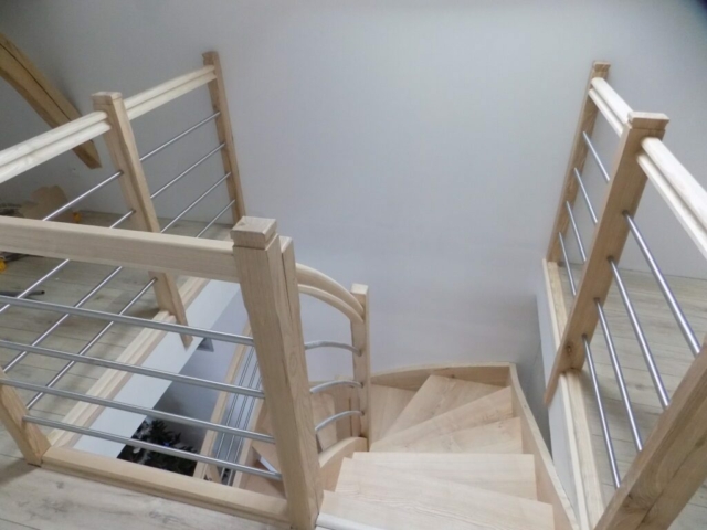 Travaux de Menuiserie - Escalier bois | Thuré - Châtellerault | Menuiserie Clouet